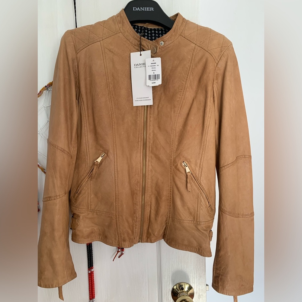 Danier Women's Light Brown Leather Jacket - New